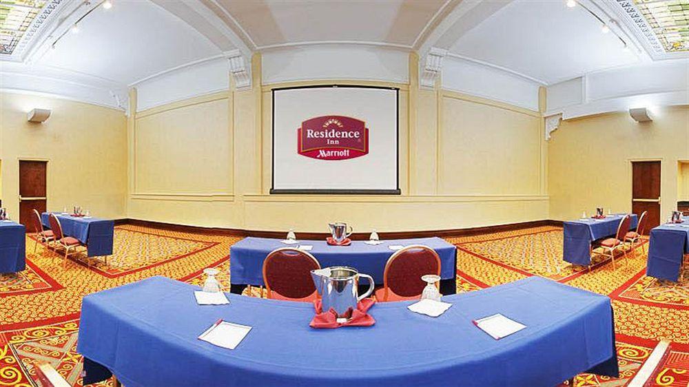 Residence Inn By Marriott Cleveland Downtown Екстериор снимка