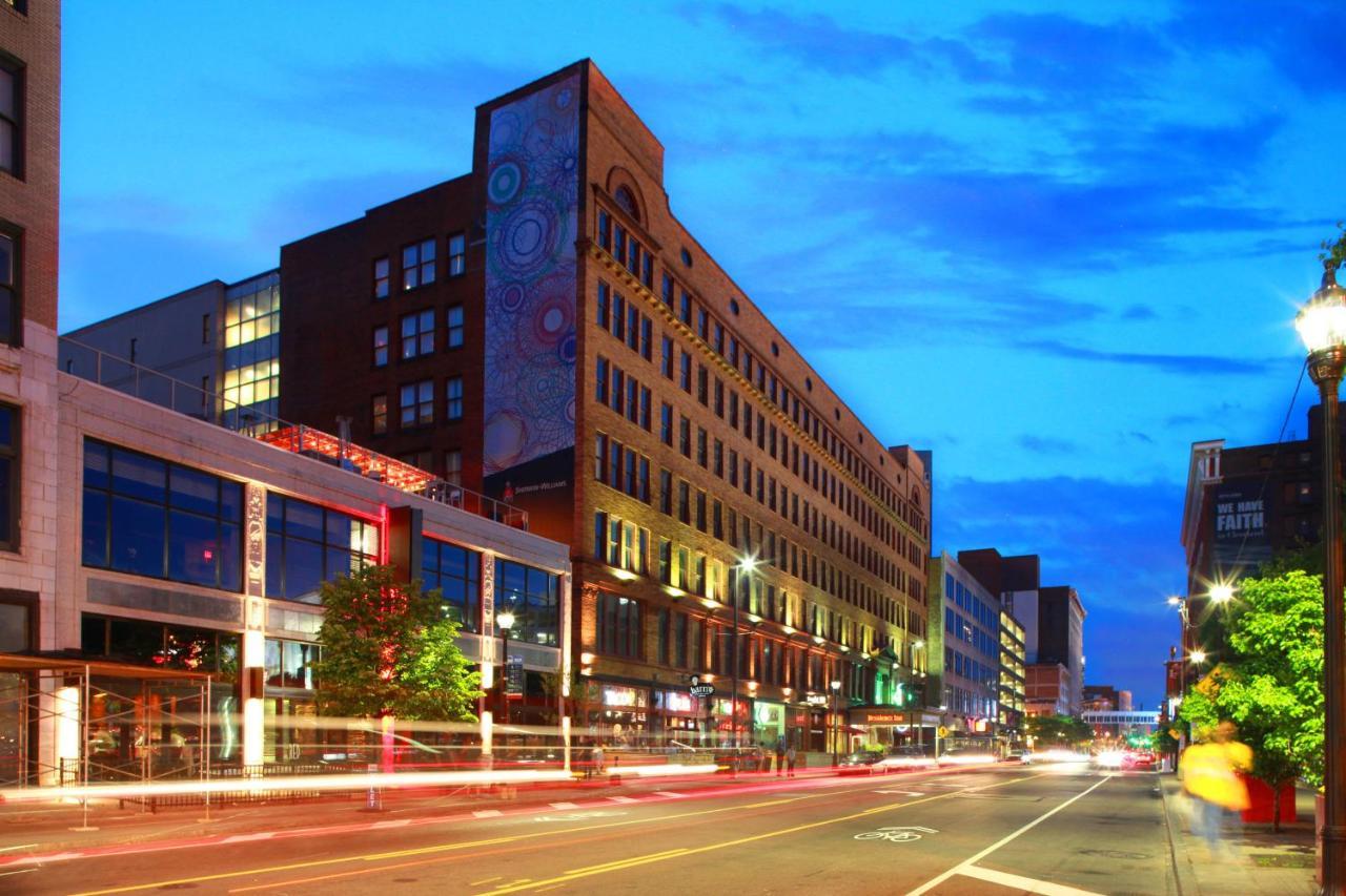 Residence Inn By Marriott Cleveland Downtown Екстериор снимка