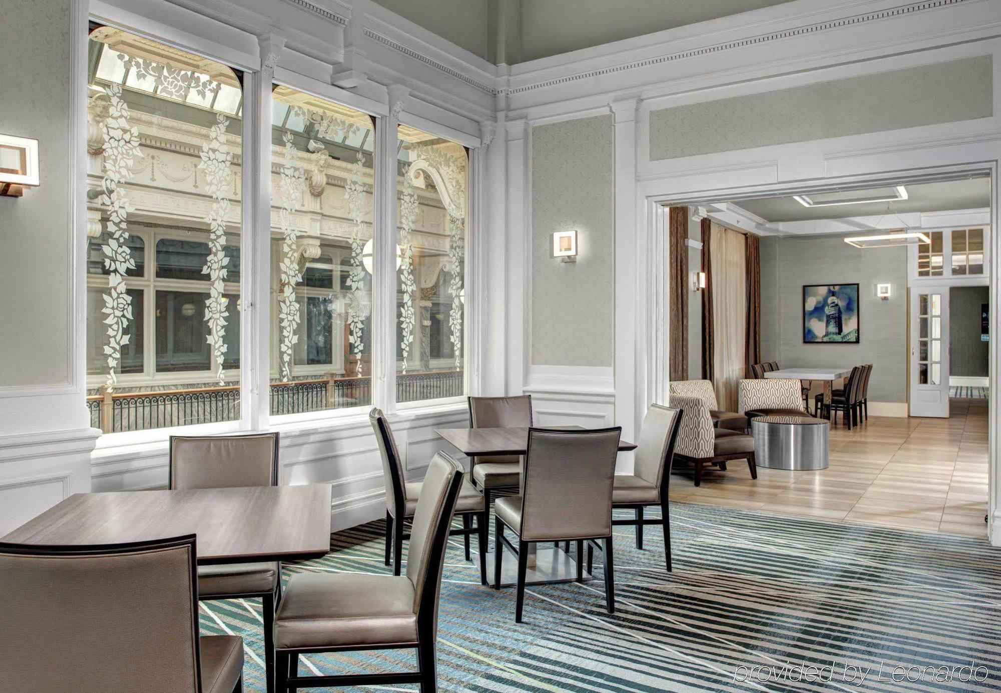 Residence Inn By Marriott Cleveland Downtown Екстериор снимка